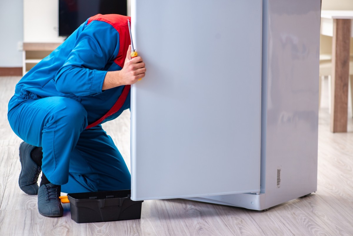 Fast Service Fridge-A Understanding Refrigerator Breakdowns Blog   