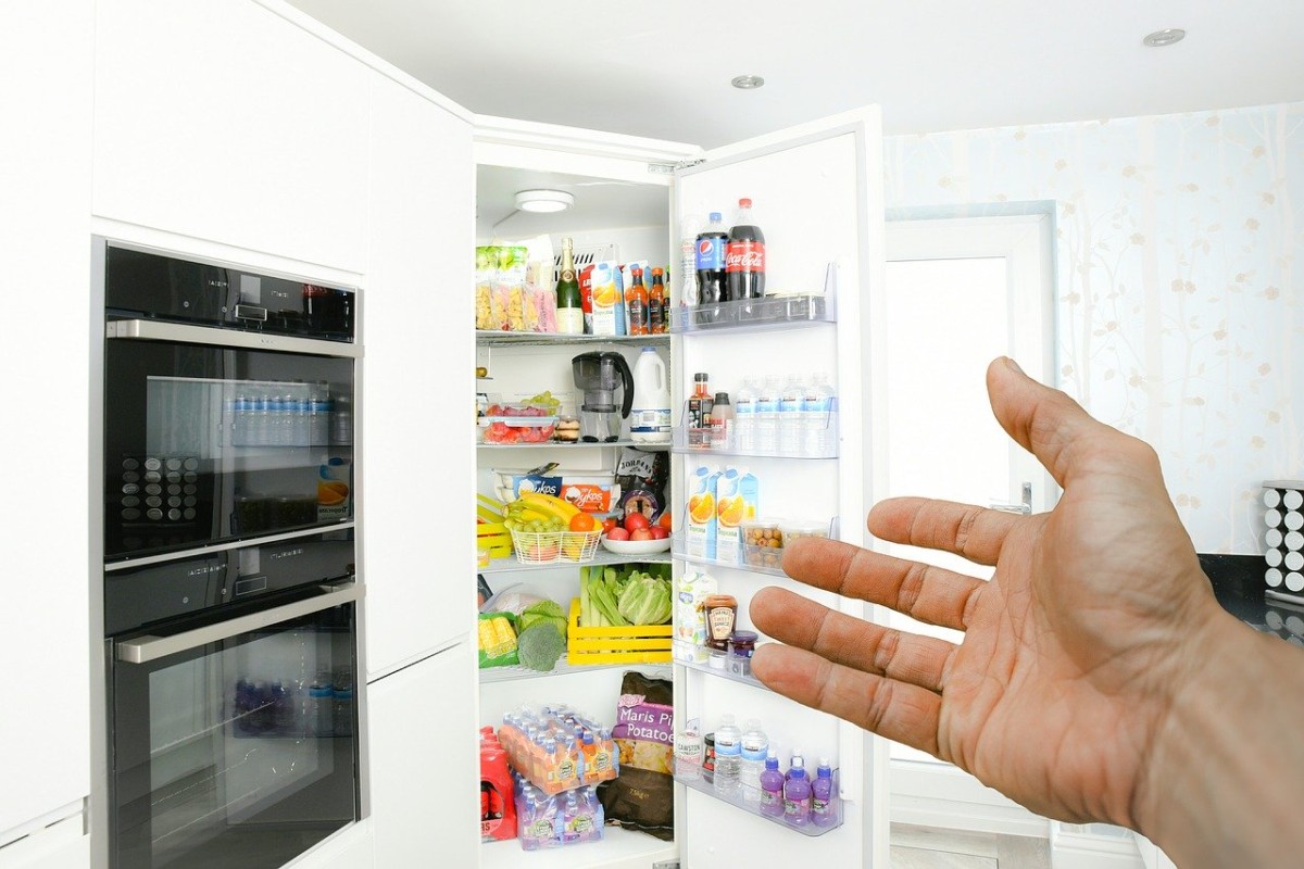 Fast Service hospitality-3793946_1280 Fridge Not Cooling? This May Be the Reason Blog   