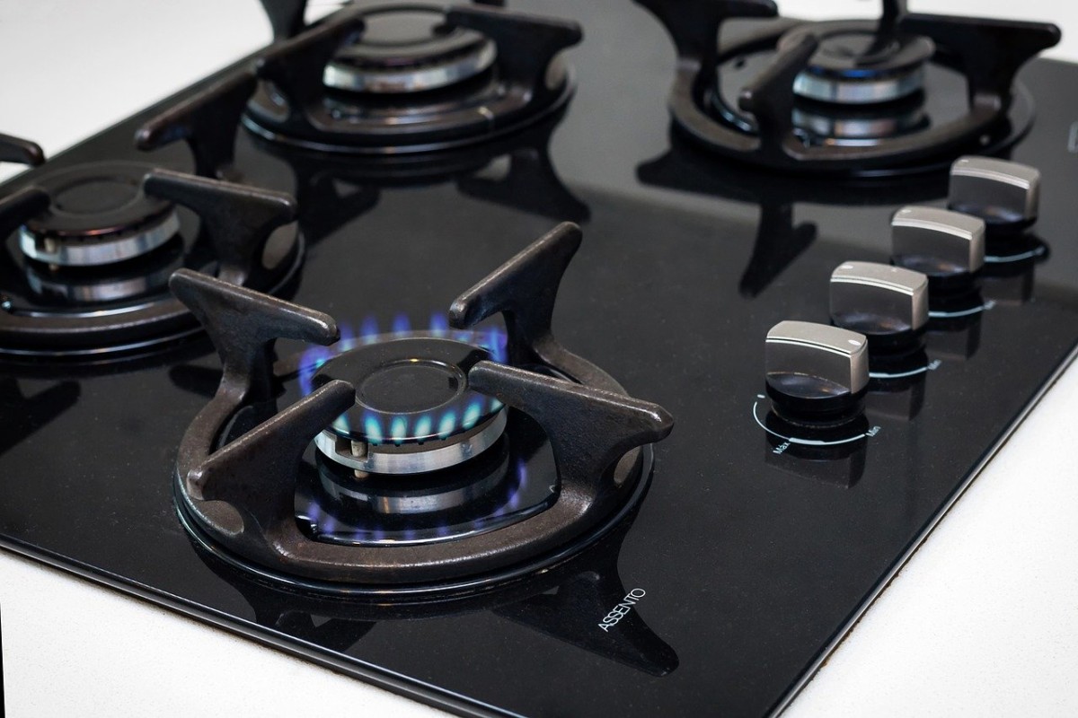 Fast Service gas-stove-1776648_1280 Tips and Tricks for Cleaning Your Glass Stovetop Blog   